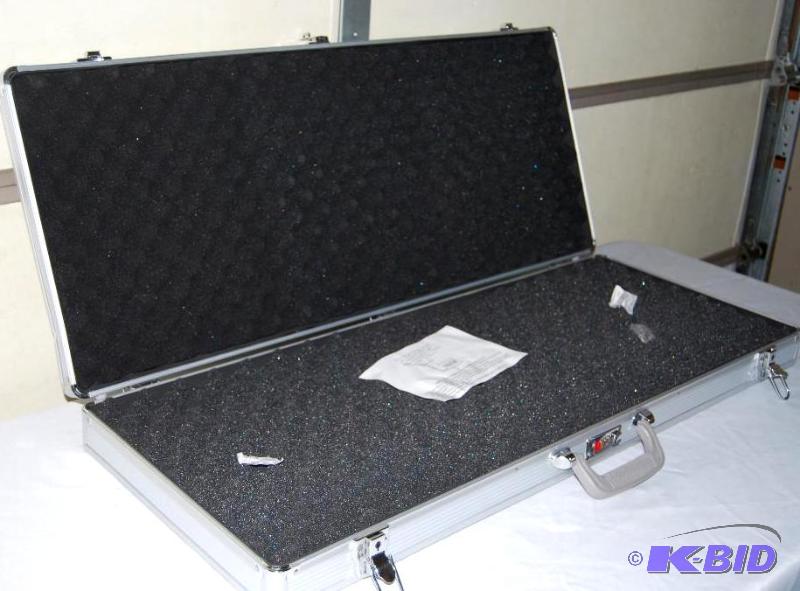 AR-15 Aluminum Assault Rifle Case, 2 draw tig...