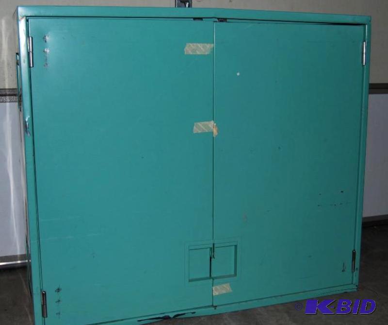 U.S. Military Surplus Wall Mount Medical Cabi...