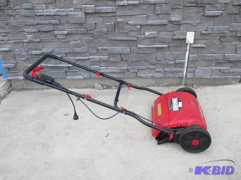 Craftsman electric dethatcher, like new condi... Lawn & Garden KBID