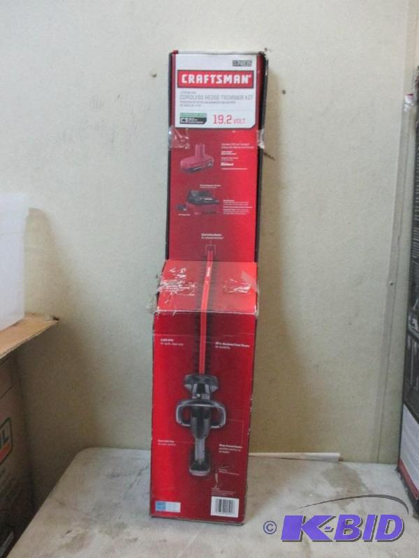 19.2V hedge trimmer, works...
