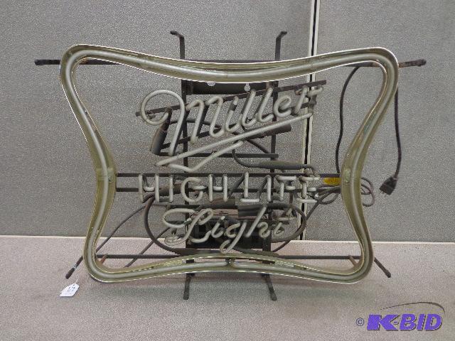 lot 139 image: Miller High Life Neon Sign   Broken ...