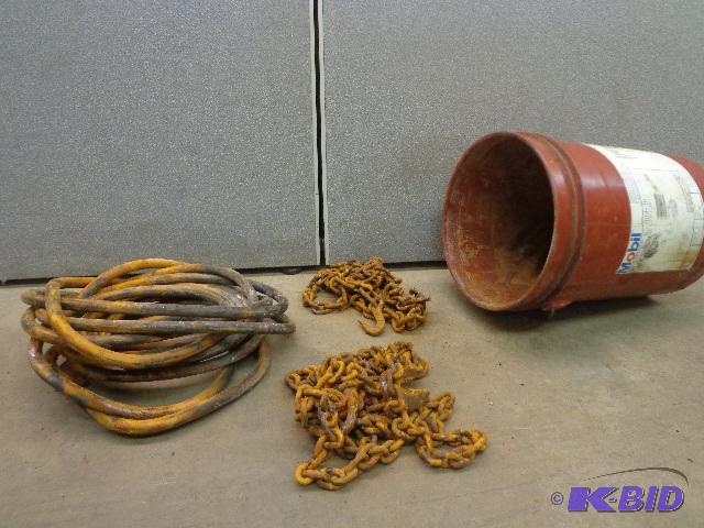 lot 21 image: 5 Gallon Pail with 20 Extension Cord, Recove...