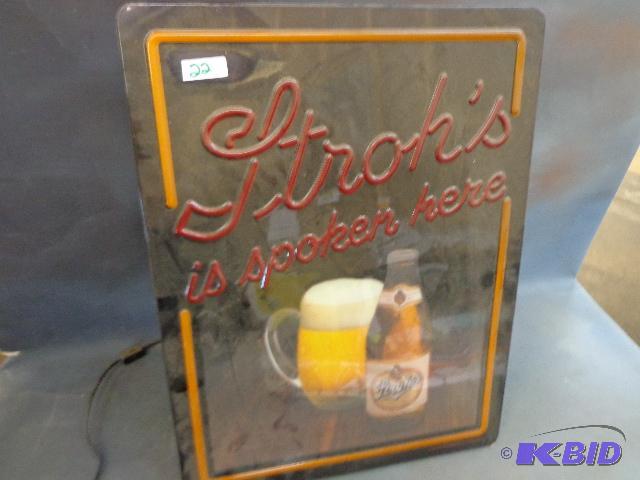 lot 22 image: Strohs&nbspLighted Beer Sign   works  16 x ...
