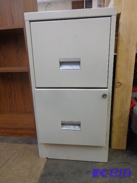 lot 56 image: Metal Filing Cabinet   2 drawer  15 x 28 x 18...