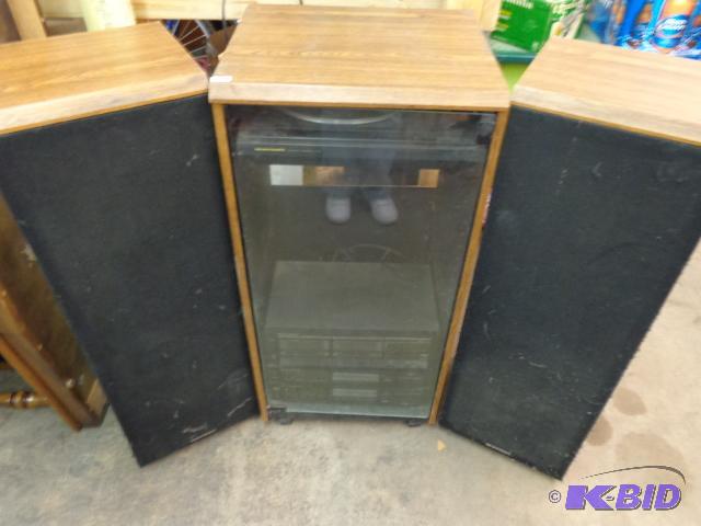 lot 6 image: Marantz Home Stereo System and Stand with Gla...