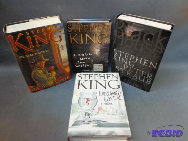 lot 65 image: Hardcover Books   Stephan King novels ...