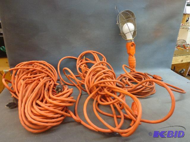 lot 69 image: Extension Cords (2) and Trouble Light   50 a...