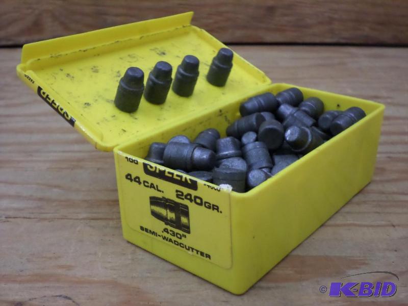 lot 114 image: Box Of Speer 240gr .44 Semi-Wadcutter Bullets...