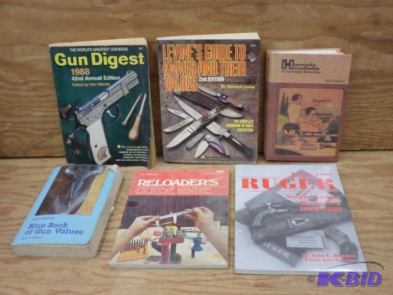 lot 122 image: Box Lot Of Gun Handbooks, Knife Handbook, Hor...