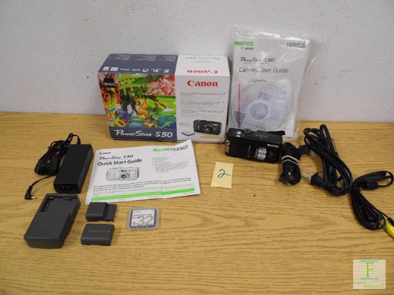 lot 2 image: Canon Power Shot S 50 Cmaera