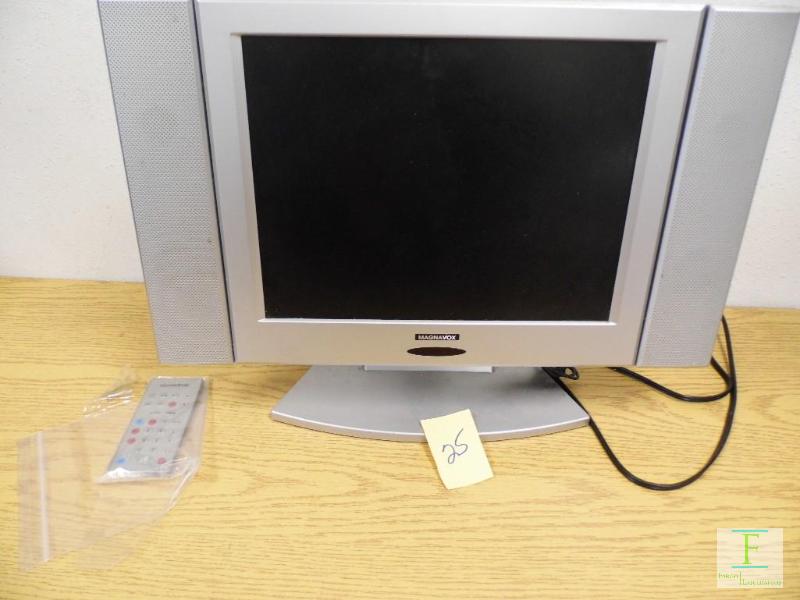lot 25 image: Magnavox TV