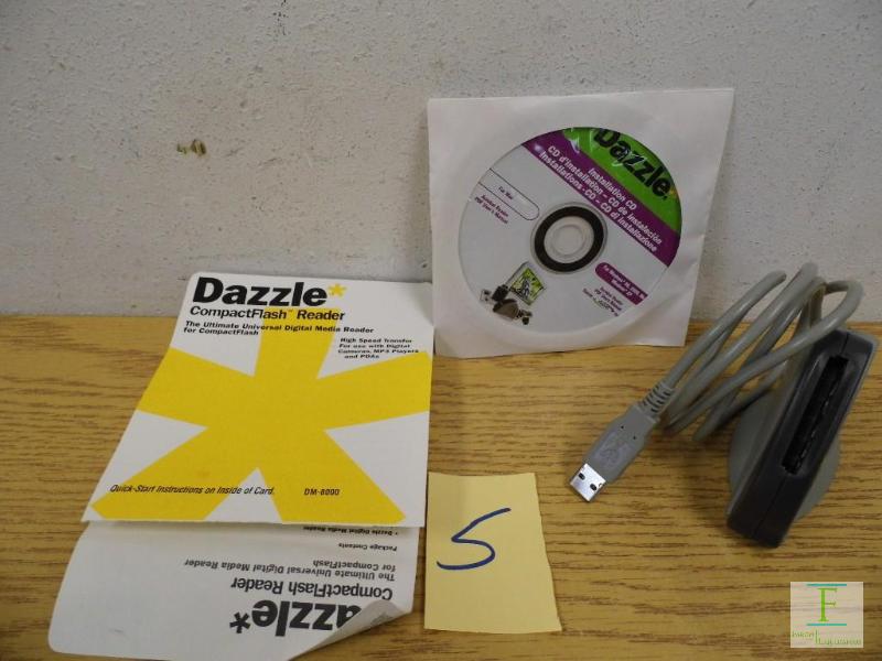 lot 5 image: Dazzle Compact Flash Reader