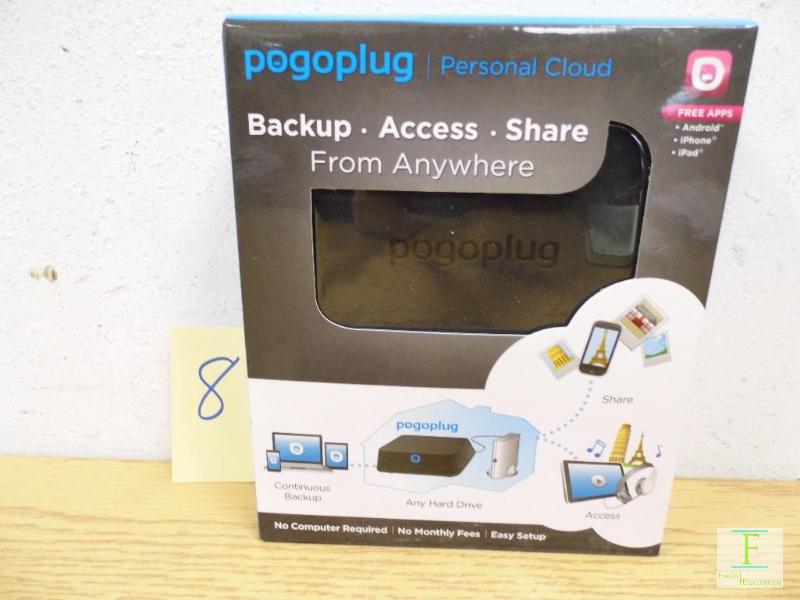 lot 8 image: Pogo Plug Personal Cloud