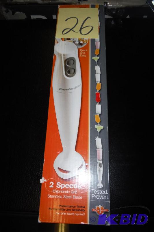 lot 26 image: Proctor Silex Hand Blender 100 W, 5 Ft. Cord