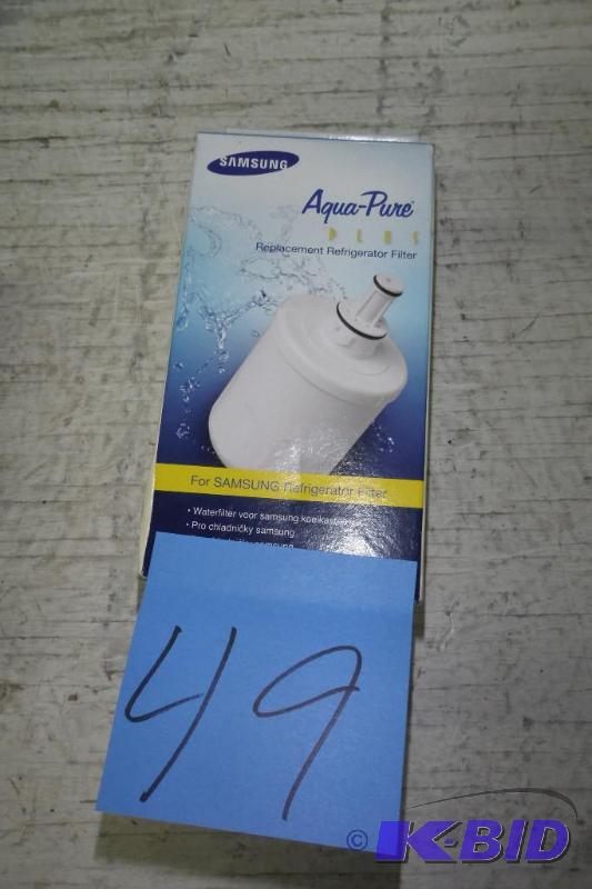 lot 49 image: Samsung DA29-00003G Aqua-Pure Plus Refrigerator Water Filter, 1-Pack