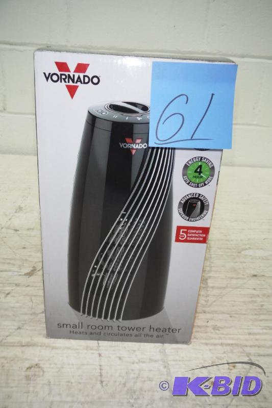 lot 61 image: Vornado SRTH Small Room Tower Heater, Black