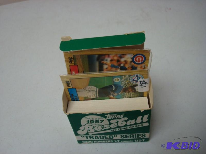 1987 Topps&nbspTraded Set Baseball Cards...