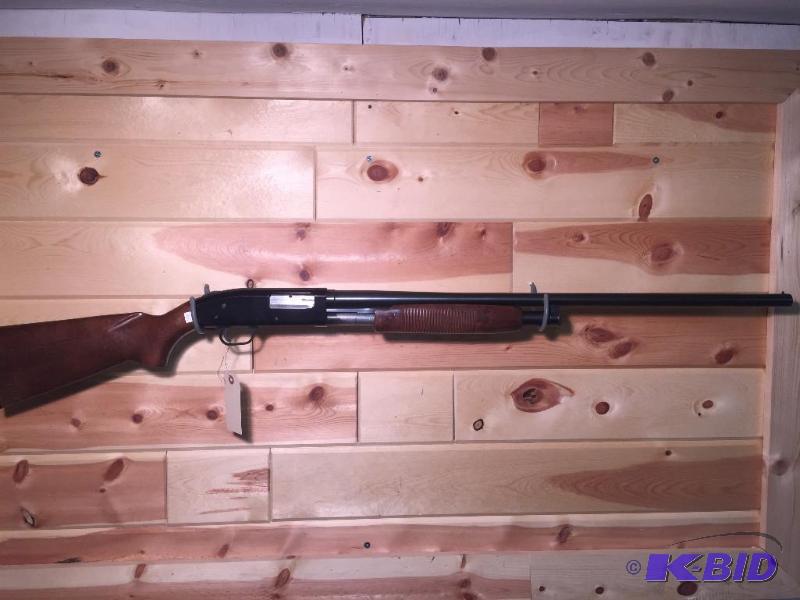 lot 20 image: Coast-To-Coast Master-Mag Pump Action Shotgun