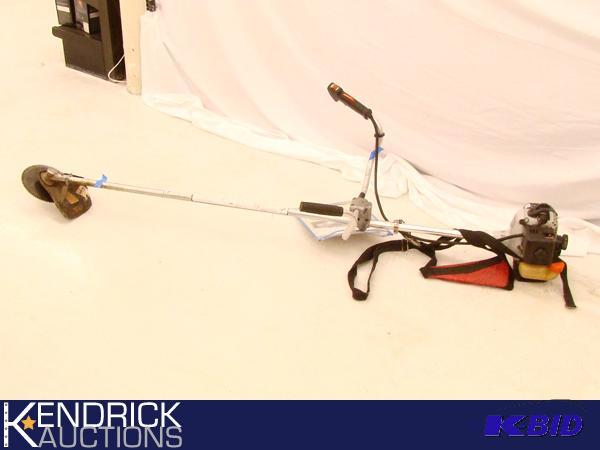 lot 22 image: Echo 260U Brush Trimmer
