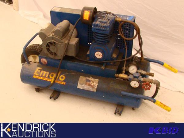 lot 24 image: Emglo Twin Tank Electric Powered Air Compressor