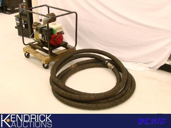 lot 26 image: 2 5.5 Hp Stow Trash Pump