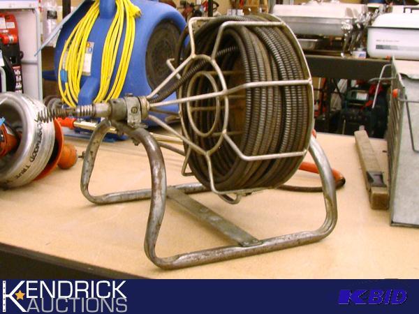 lot 33 image: Hand Crank 50 Auger