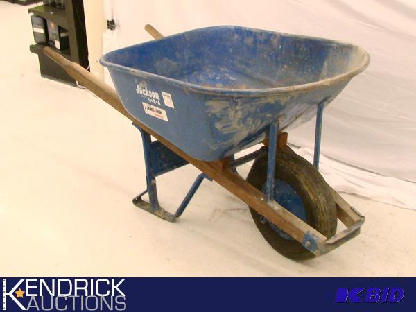 lot 37 image: Jackson 6 cu ft Wheel Barrow