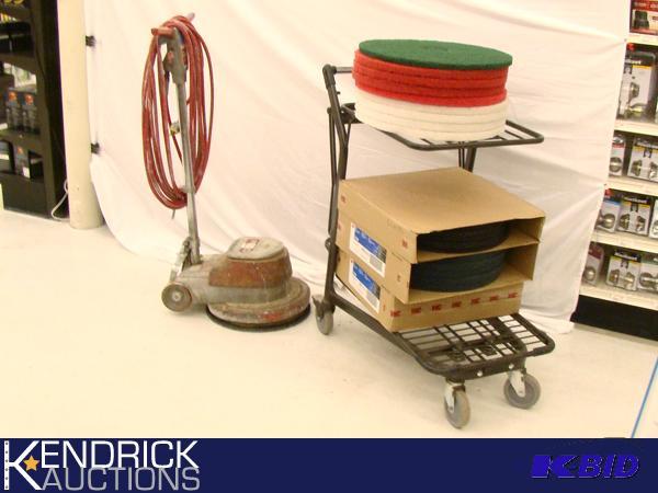 lot 43 image: 17 Clarke 1700 HD Floor ScrubberBuffer