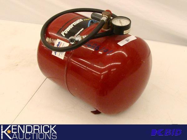 lot 61 image: Coleman 5 Gallon Air Tank