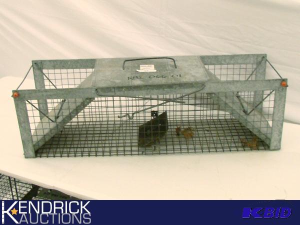 lot 62 image: Havaheart Large Animal Live Trap