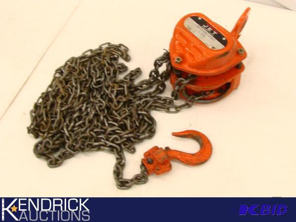lot 77 image: JET 1 Ton Chain Hoist