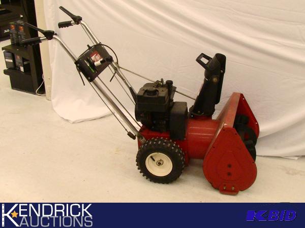 lot 99 image: Toro 521 2 Stage Snow Blower.