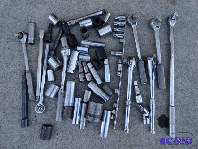 lot 100 image: 12" drive sockets, extensions, ratchets...