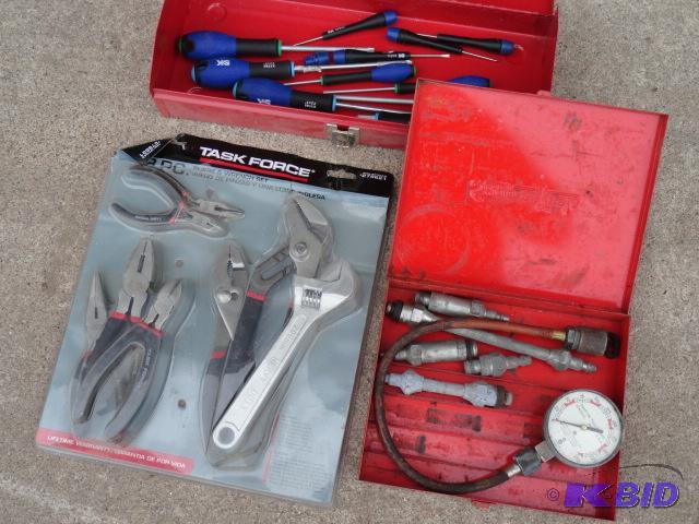 lot 137 image: New pliers and wrench set, S-K screwdrivers, ...
