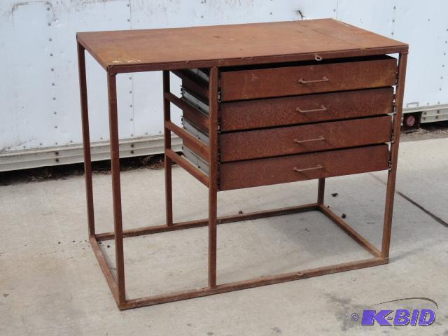 lot 7 image: All steel drawer unit, ball bearing slides, 3...
