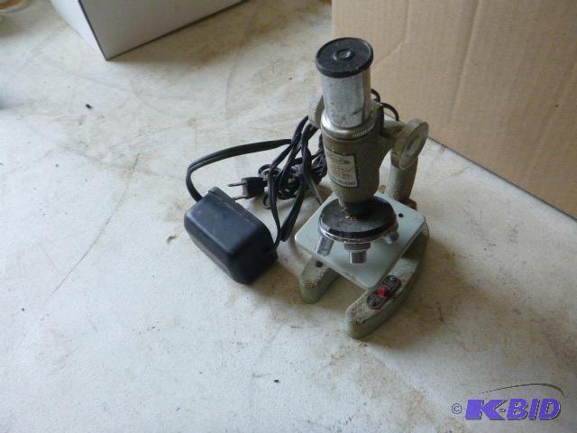 Microscope Model 6342 - AC or DC....