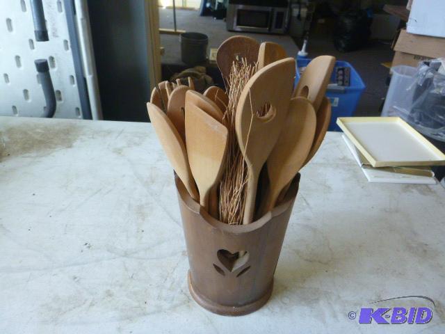 Miscellaneous Wooden Utensils&nbsp...