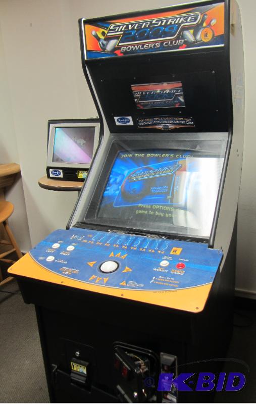 USED Silver Strike Bowling Game