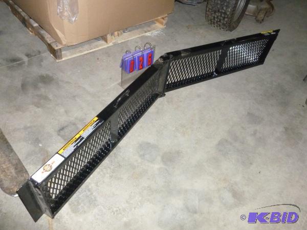 lot 26 image: Steel folding motorcylce ramp. Approx 7 long...
