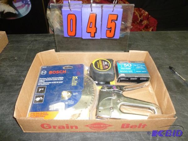 lot 45 image: Bosch 7" diamond blade with stanley 25 ...