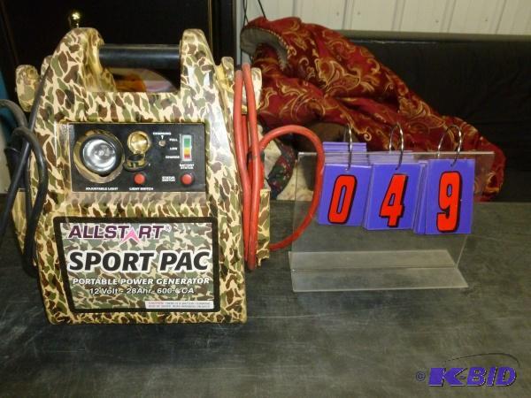 lot 49 image: Used all start jump pack. 600 cold cranking a...