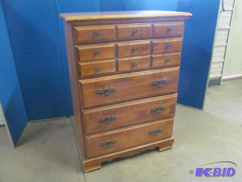 Chest of drawers