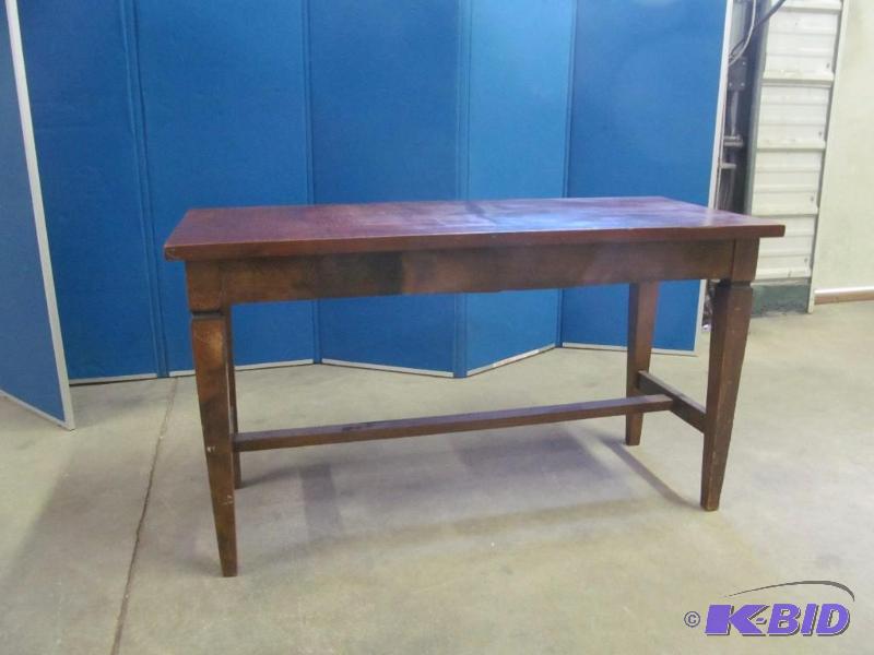 Piano bench