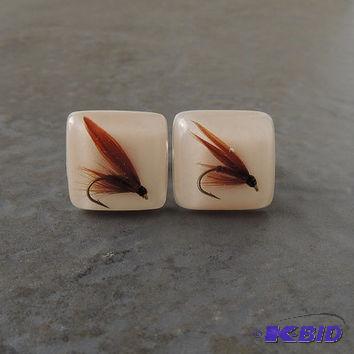 lot 19 image: Vintage Gold Tone Jewelry Tied Fly Cuff Links ca. 1950s