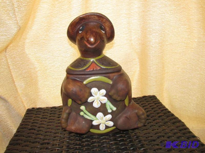 lot 148 image: Turtle Cookie Jar