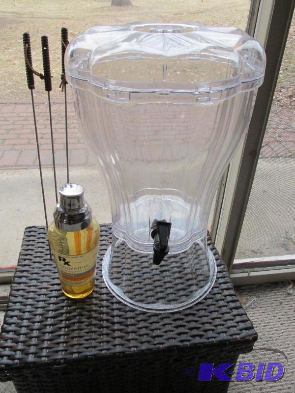 lot 182 image: Insulated Cold Drink Dispenser, Cocktail Shaker, and Hot Dog or Marshmallow Sticks