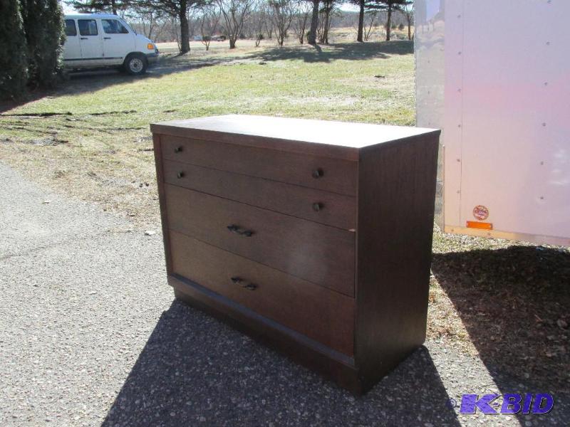 lot 204 image: Nice Three Drawer WOOD Dresser -- Mate to Lot 205