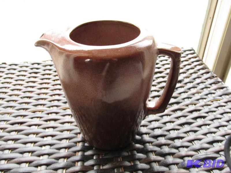 lot 207 image: Lovely Pitcher