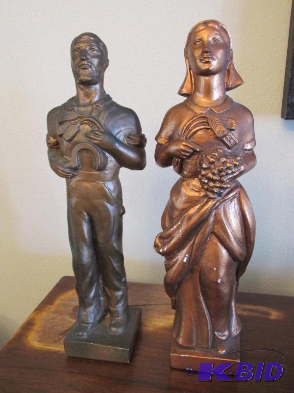 lot 32 image: ZAMS - Chalkware Statues