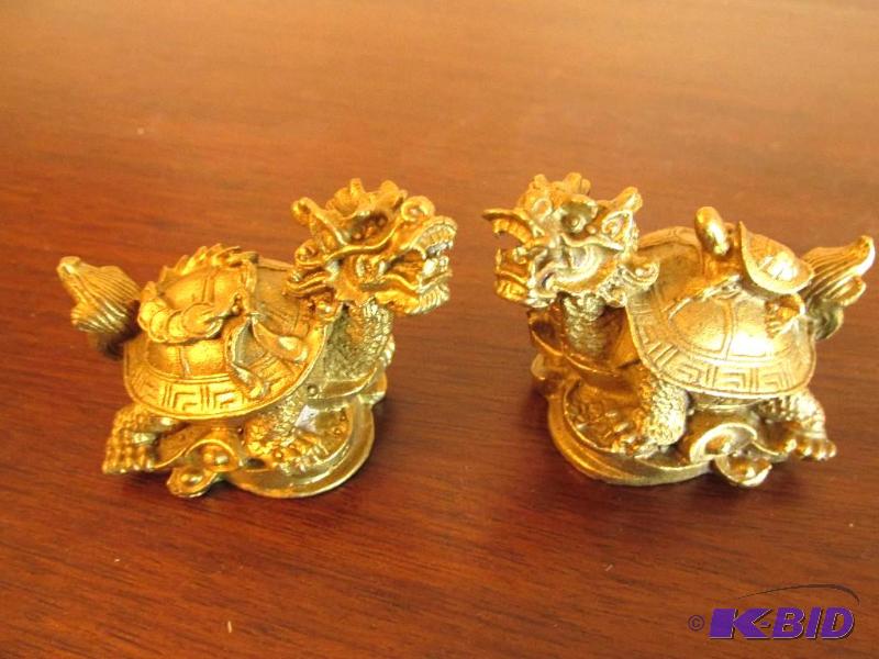 lot 4 image: Vintage, Antique -- Pair of Asian Brass Dragons